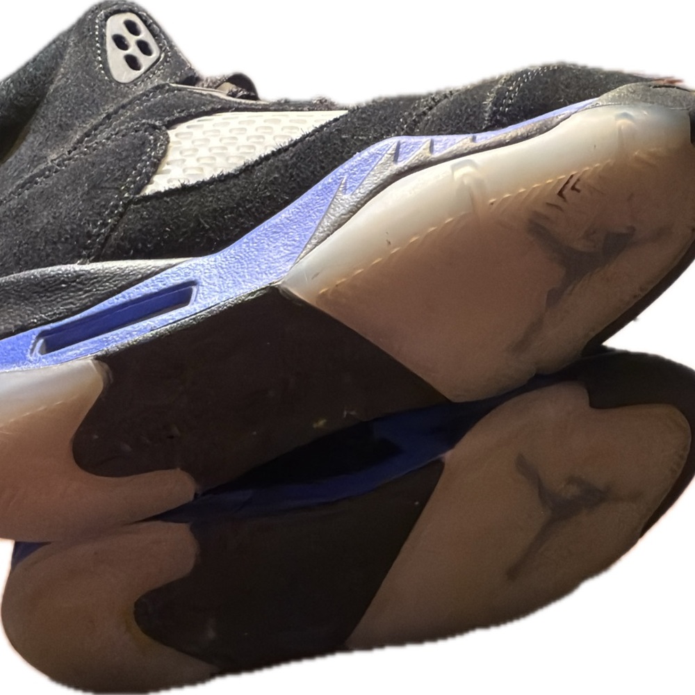 Jordan Retro Black and Blue Sneakers - Picture 5 of 5